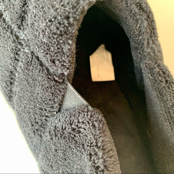 ISOTONER Furry Machine Washable Slippers—SZ. 11/12 - Picture 12 of 13